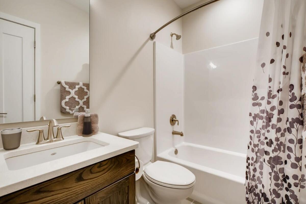 Elbert'S Escape Sleeps 8 Lakefront Views Georgetown Buitenkant foto